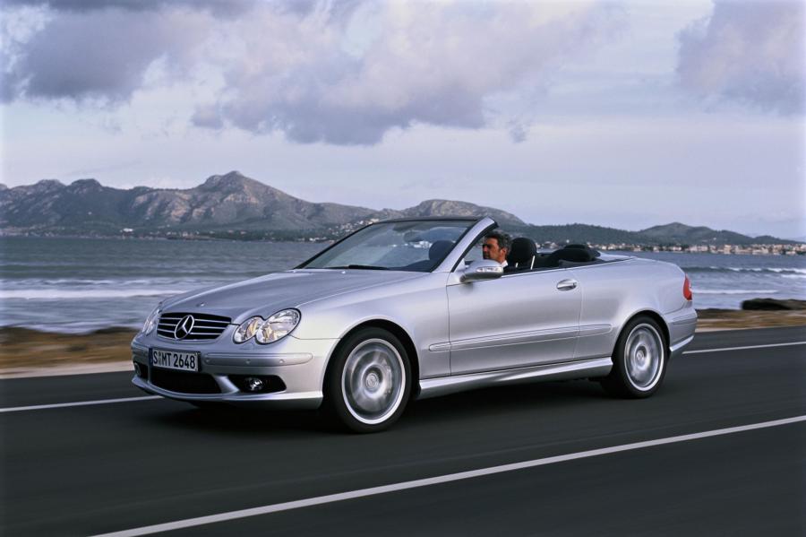  Mercedes-Benz CLK55 AMG Cabriolet 2004 года  (фото 31 из 35)